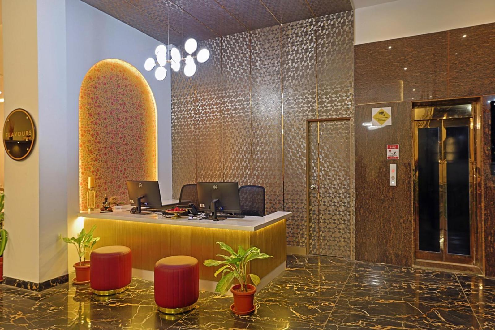 Grand Continent Hotel Gachibowli Near Us Consulate Экстерьер фото